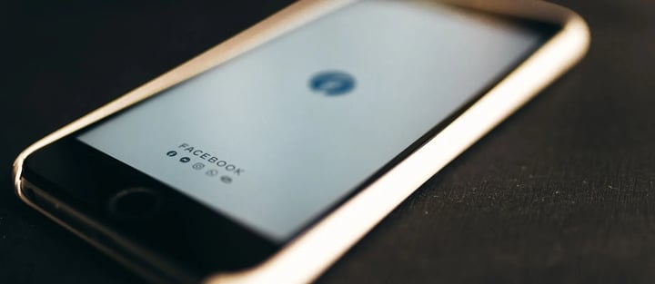 Facebook-kauppa – hyödyt ja ohjeet käyttöönottoon