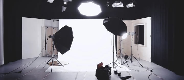 Kuvitus artikkeliin: Vinkit parempiin yritysvideoihin: näin video tukee markkinointia